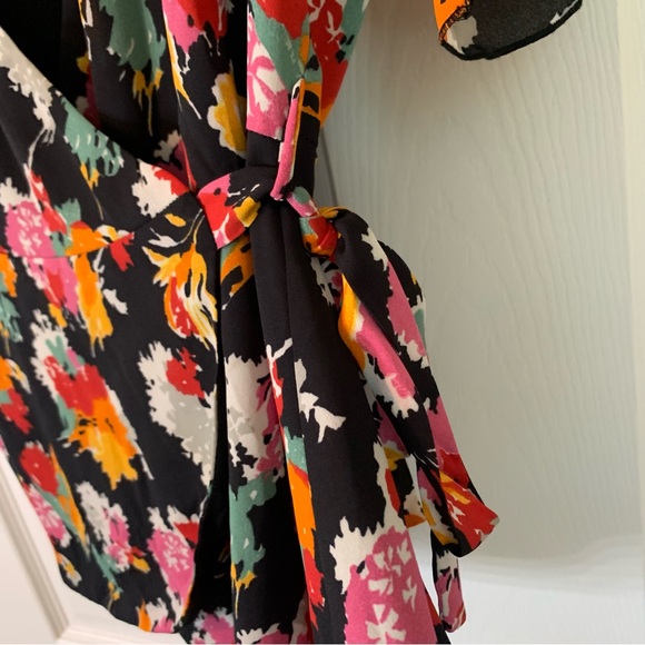 NWT Zara Trafaluc Floral Print Wrap Blouse with Tie Waist, size S - Picture 6 of 9
